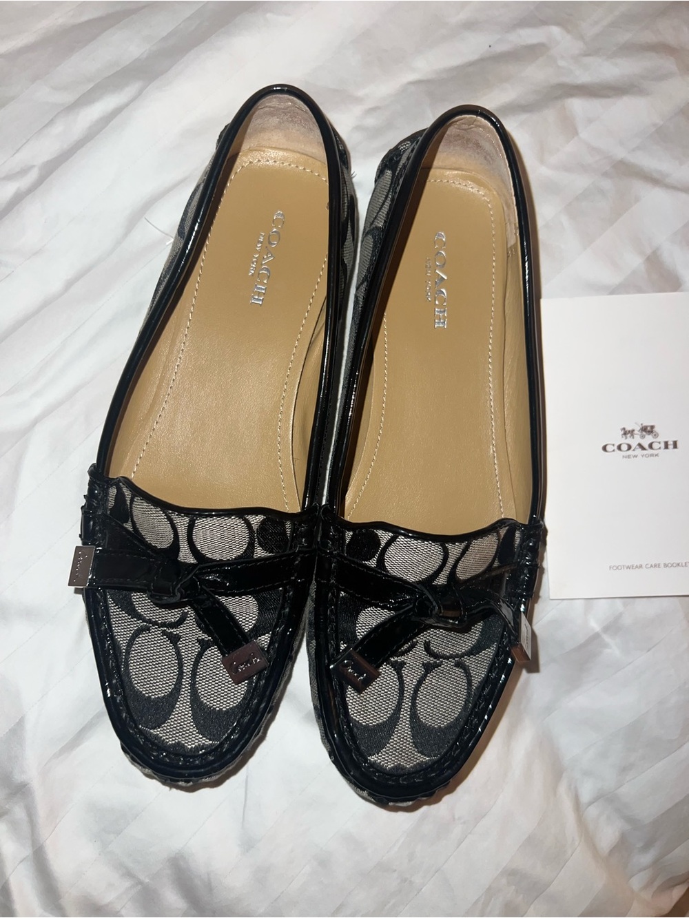 New COACH Women’s Black Signature Jacquard Loafers 7.5 Frida